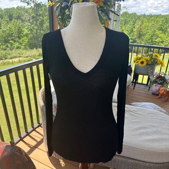 MICHEAL LAUREN RIBBED VNECK LONG SLEEVE SIZE LG - Picture 1 of 4
